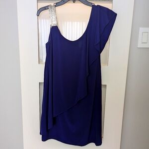 Women's size 6 petite blue dress